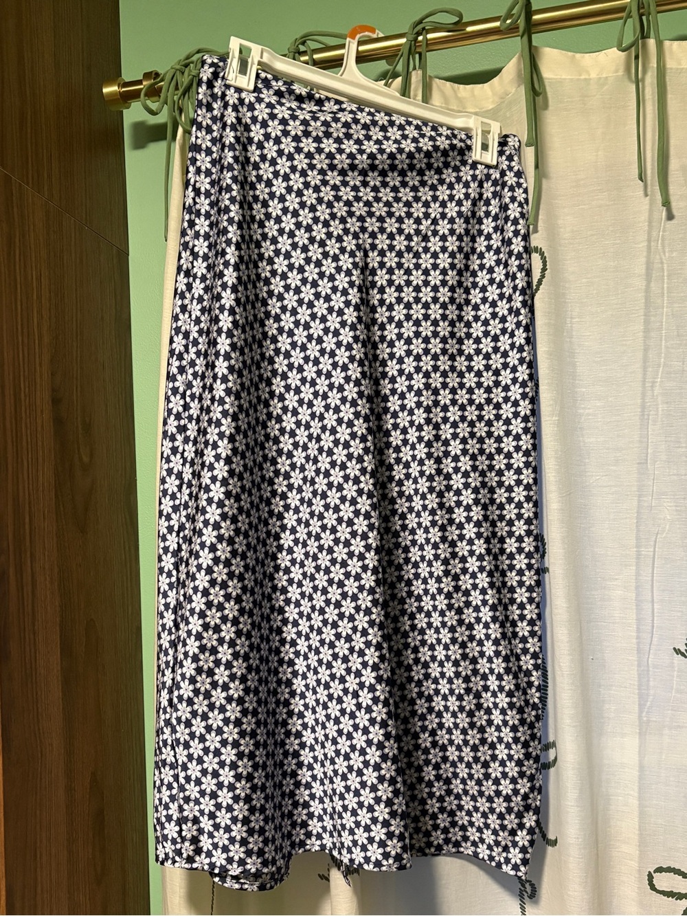 Hollister Navy and White Floral-Pattern Midi Skirt